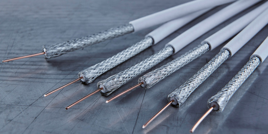 Kabel- und Steckverbinder bei Elektro Pfisterer in Laaber
