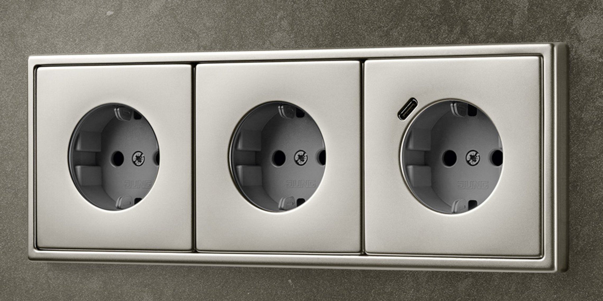 SCHUKO® Steckdosen mit USB bei Elektro Pfisterer in Laaber
