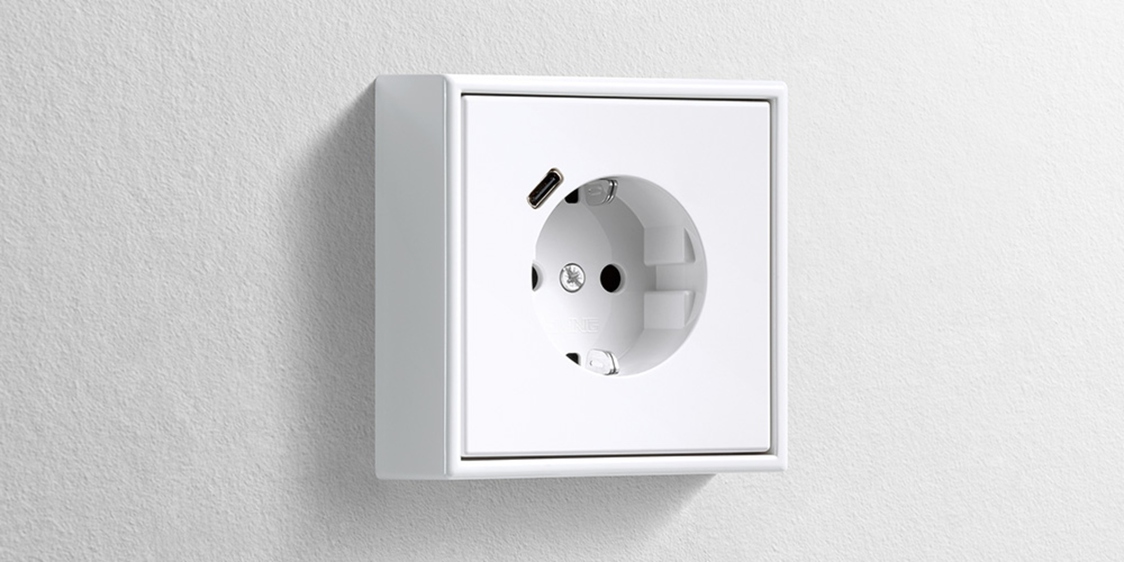 Erweiterter Anschlussraum für die Nachrüstung bei Elektro Pfisterer in Laaber