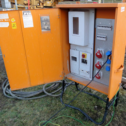 Baustrom bei Elektro Pfisterer in Laaber