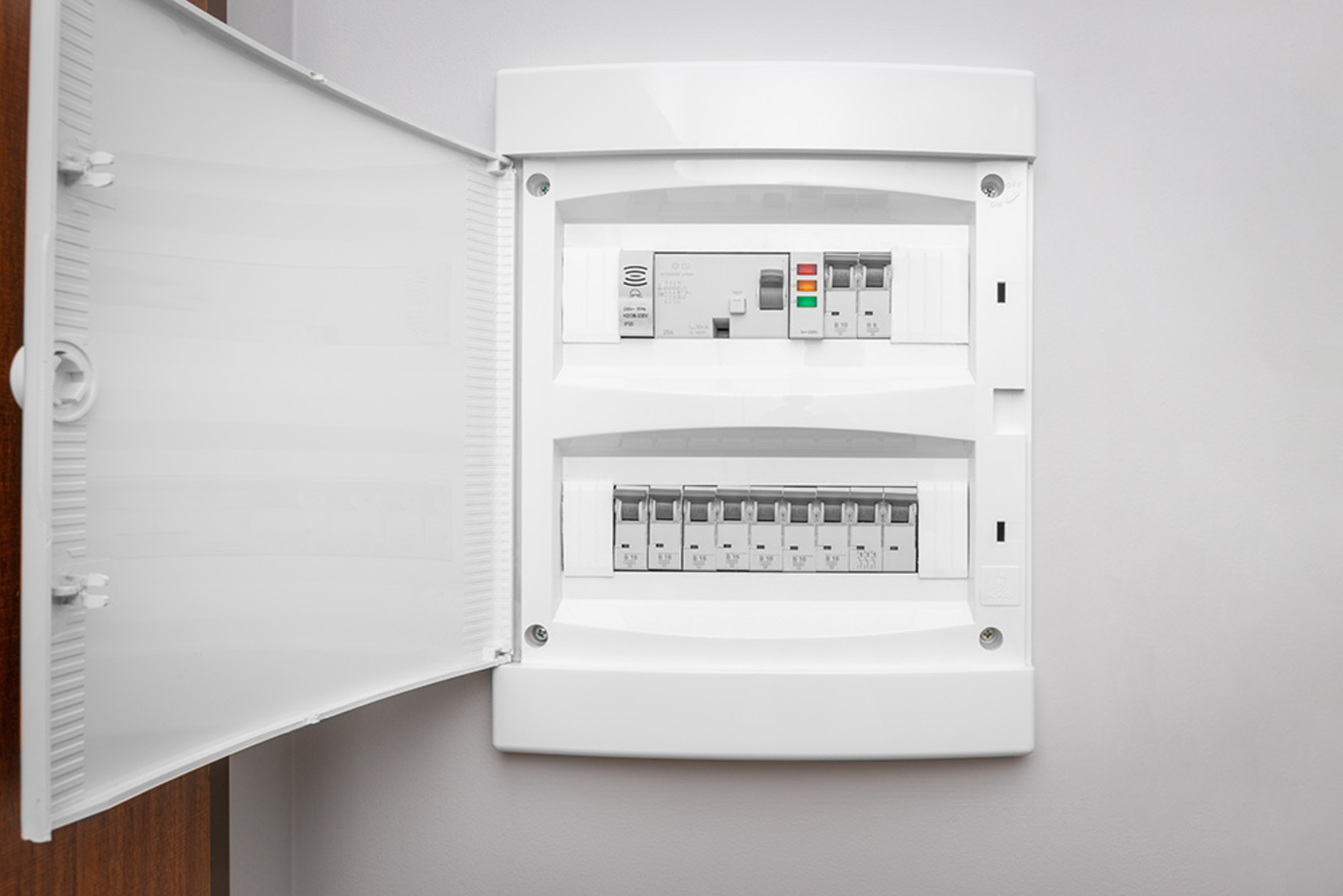 Über­spannungs­schutz bei Elektro Pfisterer in Laaber