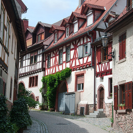Altbau­sanierung bei Elektro Pfisterer in Laaber